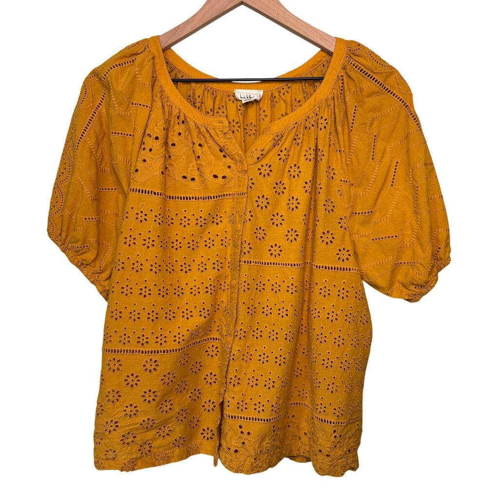 Nicole Miller Artelier Gold Eyelet Blouse Medium